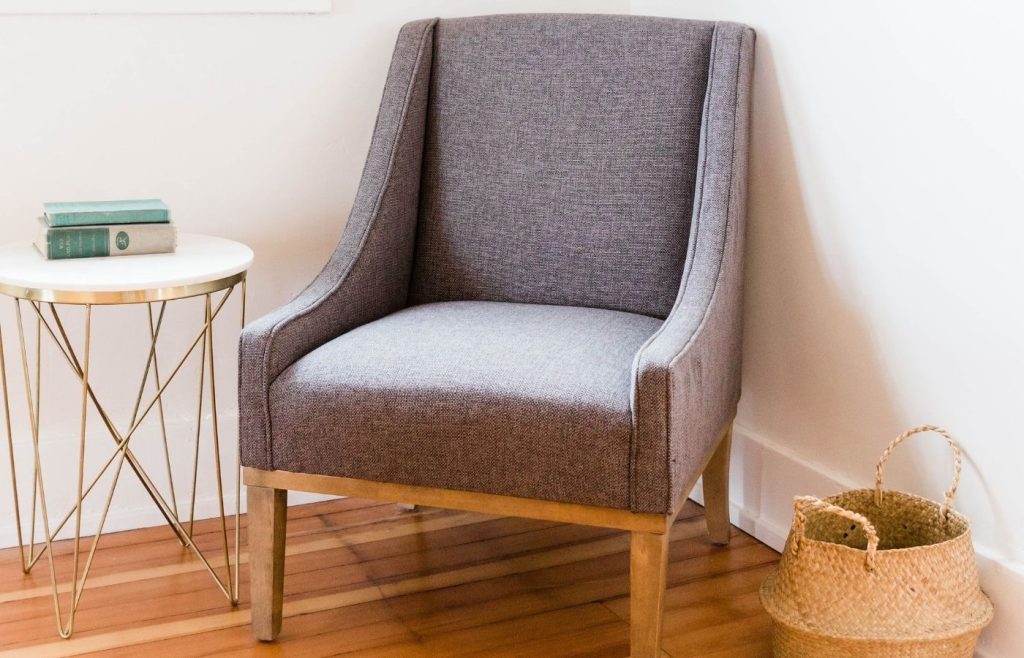 Simple Corner Chair for Bedroom