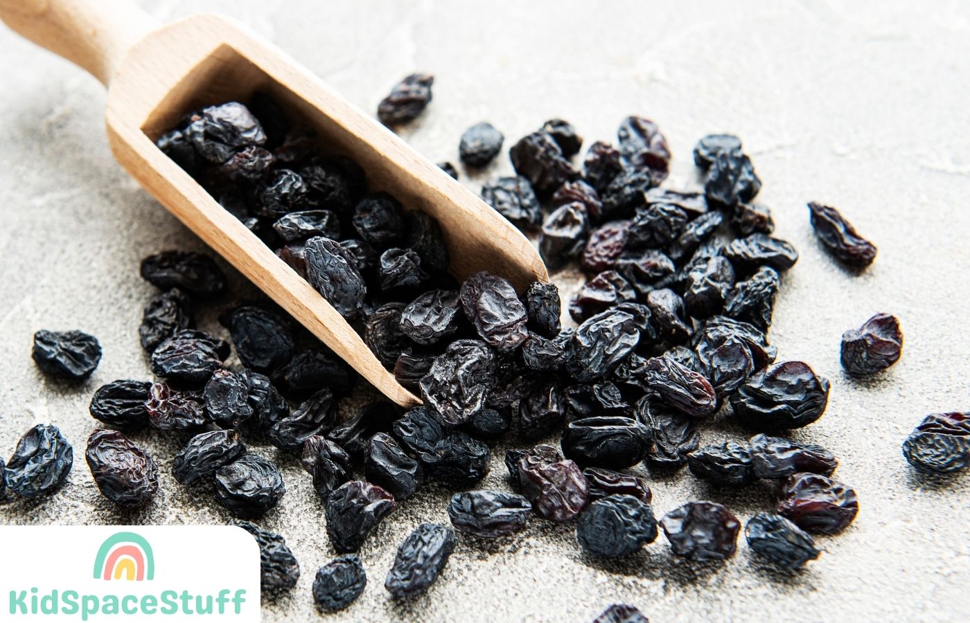 When Can Kids Have Raisins? (Quick Answer!)