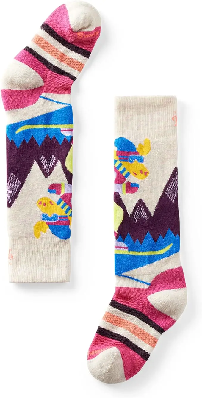 7 Best Ski Socks for Kids (Guide 2023)